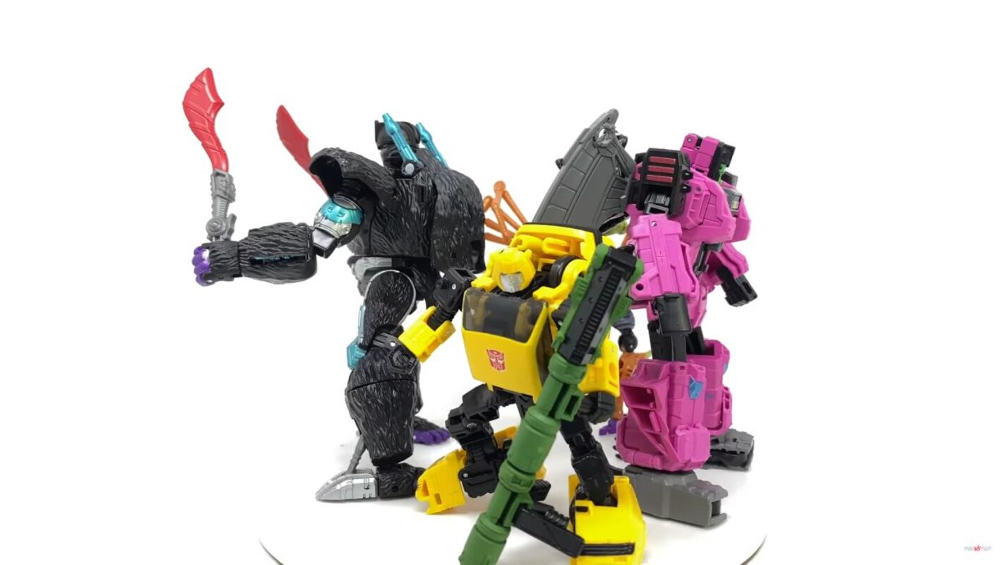 transformers buzzworthy bumblebee worlds collide multipack